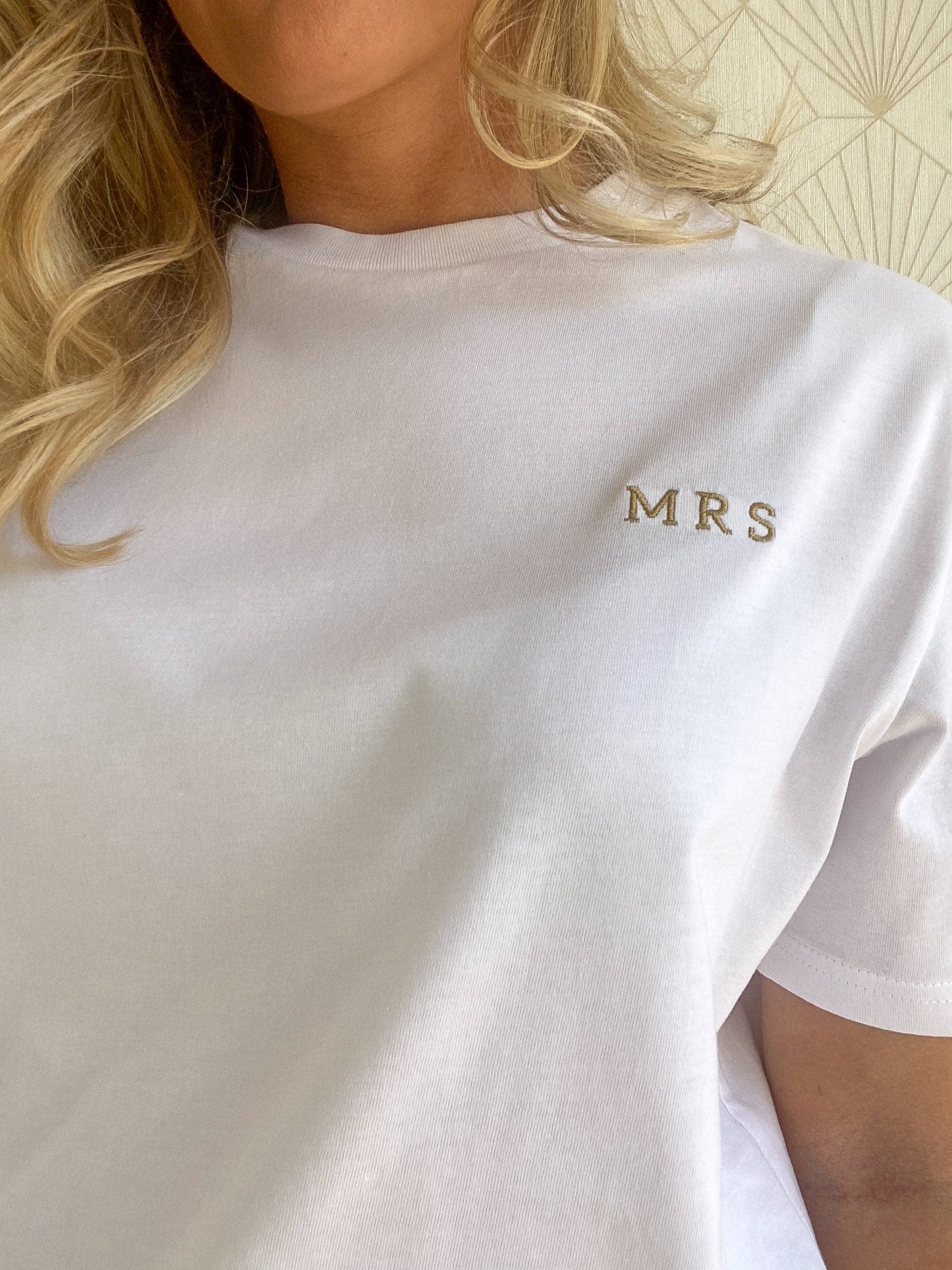 Embroidered Bride/Mrs T-Shirt - The Hen Planner