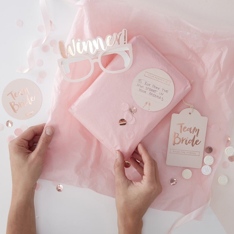 Pass the parcel hen party game kit - The Hen Planner