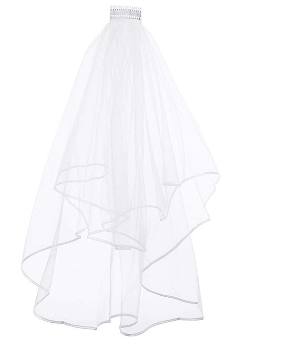 White Hen Party Veil - The Hen Planner