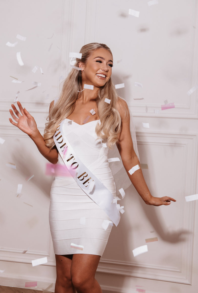 Bride To Be Minimalist Sash - The Hen Planner